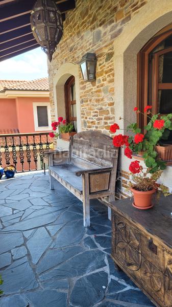 Foto 45445f94-6e6a-4624-a690-fd12a4e63a3d. Chalet  impecable centro en El Carbayedo - El Quirinal Avilés