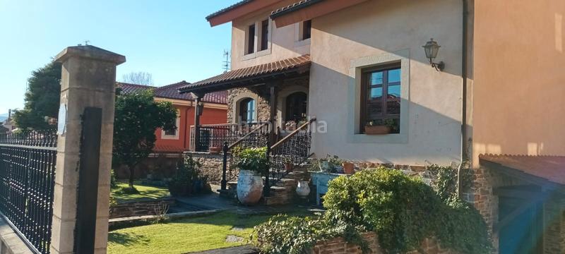 Foto 7fac5872-f5af-4f91-a80e-8099b75c572b. Chalet  impecable centro en El Carbayedo - El Quirinal Avilés