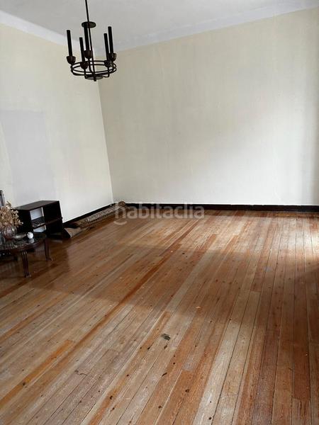 Foto 8ade720d-164a-4bfc-854e-2dfa83afd179. Pis a calle de la cámara 40 a Centro Avilés