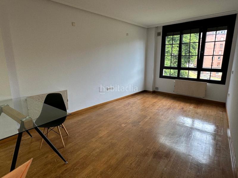 Foto 4577184c-4b46-47d4-9ba4-eaf12b30b157. Piso en calle alfonso vii 8 piso Centro Centro en Avilés