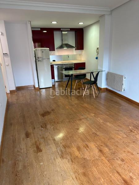 Foto 6e44f984-7f91-4280-a1ff-f98c4d317bd1. Piso en calle alfonso vii 8 piso Centro Centro en Avilés