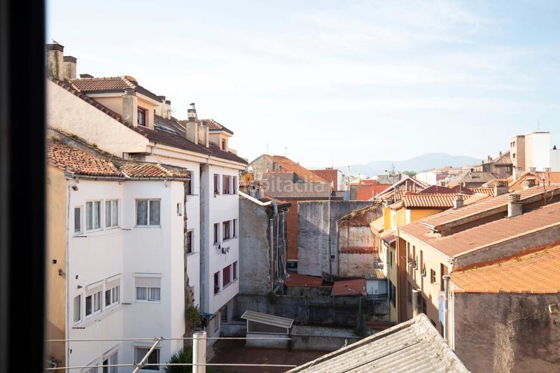 Foto f7bc61a7-a469-4750-8c3b-7d7d3f2c6134. Maison dans plaza carbayo 30 dans Centro Avilés