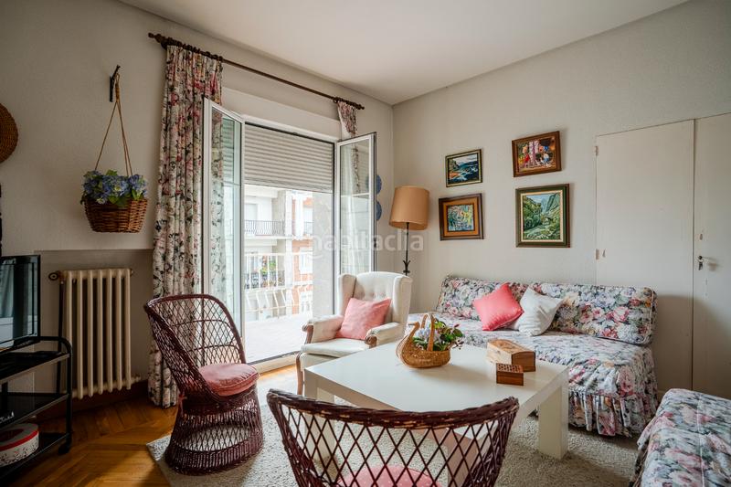 Foto dd125612-457b-4bd2-9e2d-fd4153b51add. Piso en calle gonzález abarca 18a impresionante piso en el Centro en Avilés