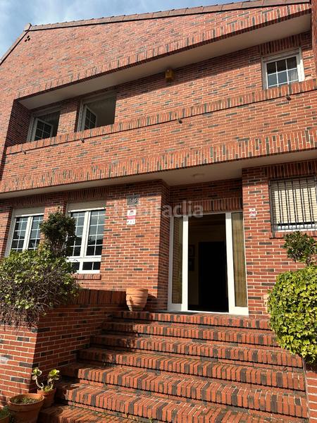 Foto ad251878-54e5-4717-821f-0649deca6ecd. Chalet in calle bernardo álvarez galán 46 in Salinas Castrillón