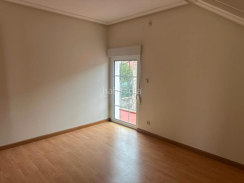 Foto 5da71b1f-4afc-41c6-b75f-b05947d4d612. Casa amb calefacció aparcament a Salinas Castrillón