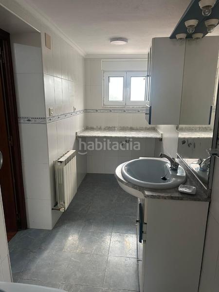 Foto 7447c1d2-4faa-409f-b9dd-b1b6539911a9. Casa amb calefacció aparcament a Salinas Castrillón