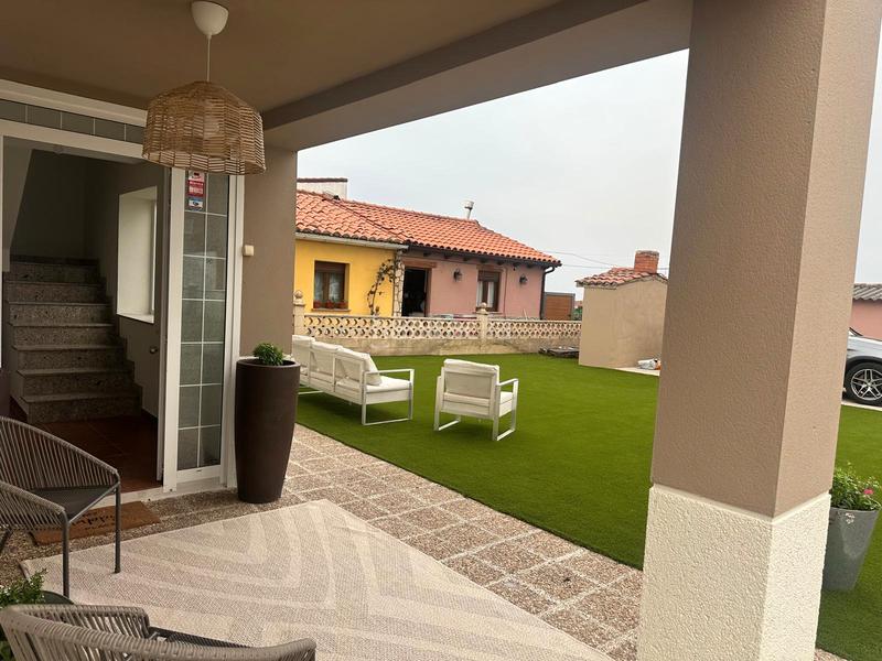 Foto cdea8614-1673-4c01-b867-86f7093f777d. Casa amb calefacció aparcament a Salinas Castrillón