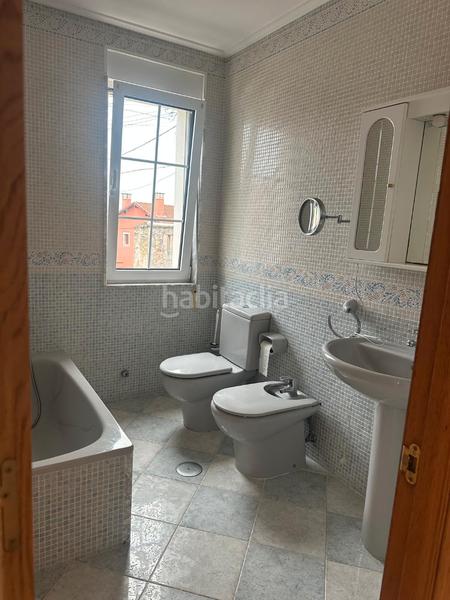 Foto dc237518-70b7-4807-80a1-2c8854c4df32. Casa amb calefacció aparcament a Salinas Castrillón