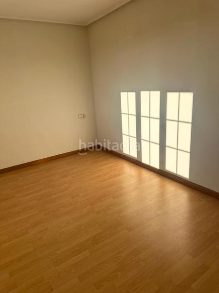 Foto e883fccd-4431-4d9b-96a9-1b1d077edd6b. Casa amb calefacció aparcament a Salinas Castrillón