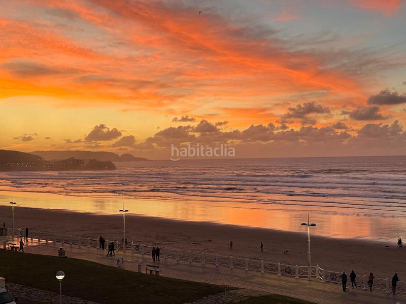 Foto 9bdfcaff-2cc3-4d3b-beb6-2ddf35a2495e. Piso  playa Salinas en Salinas Castrillón