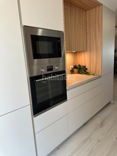 Foto 9d2a80d5-227e-4c6c-9db9-7156aed793af. Piso  playa Salinas en Salinas Castrillón