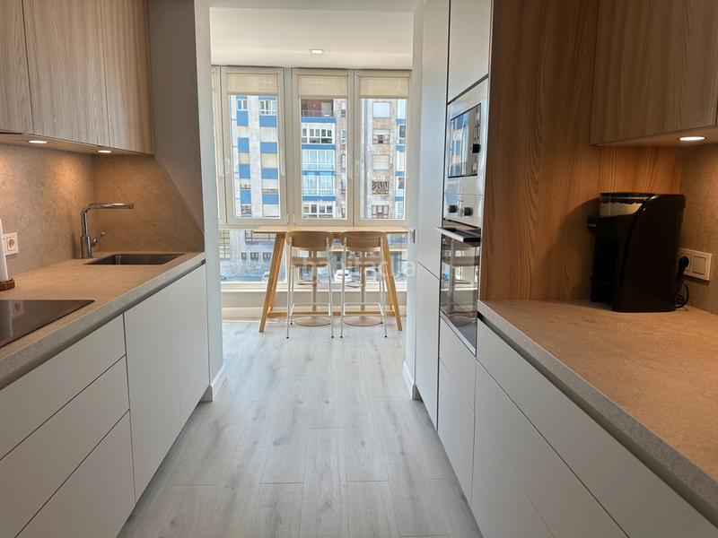 Foto f0d991be-370b-46c9-b97a-64256823d83e. Piso  playa Salinas en Salinas Castrillón