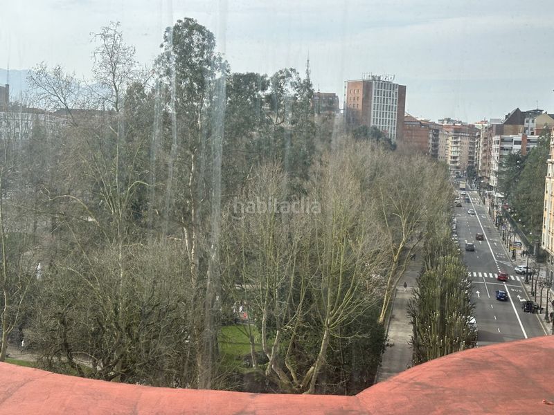 Foto ab8c5d2e-adaa-407b-bb13-6b3cc5bdf749. Dúplex a calle uría 44 a Salesas - Foncalada - Campoamor Oviedo