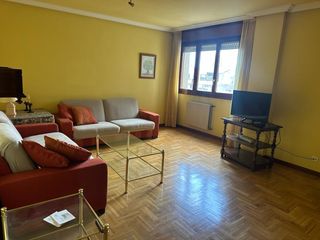 Location Appartement  Calle de la cámara 67d. Gran piso en alquiler avilés