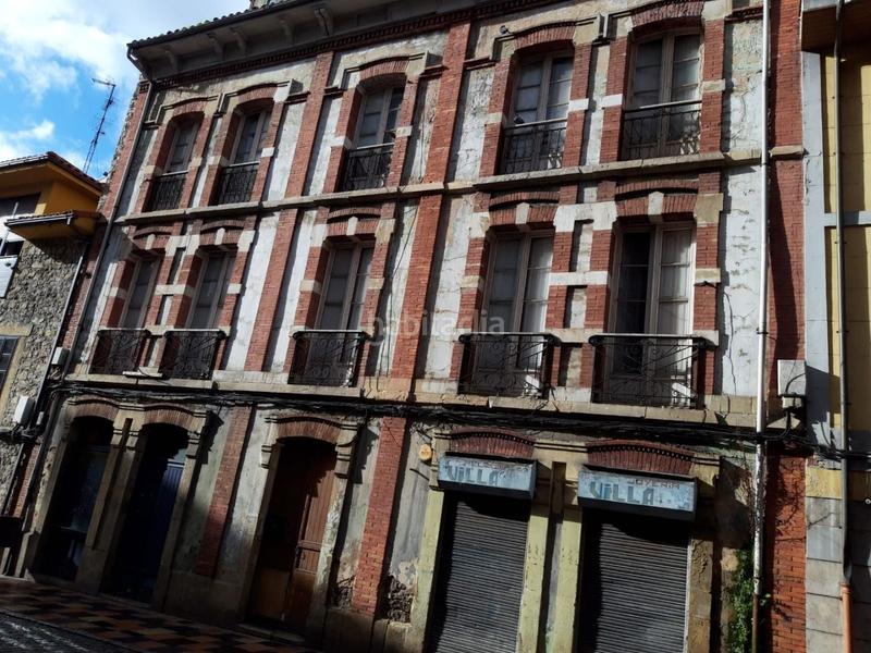 Foto b2e35a53-1a0f-4b74-bfea-6e1c58bfb983. Edificio  para reformar en rivero en Centro Avilés