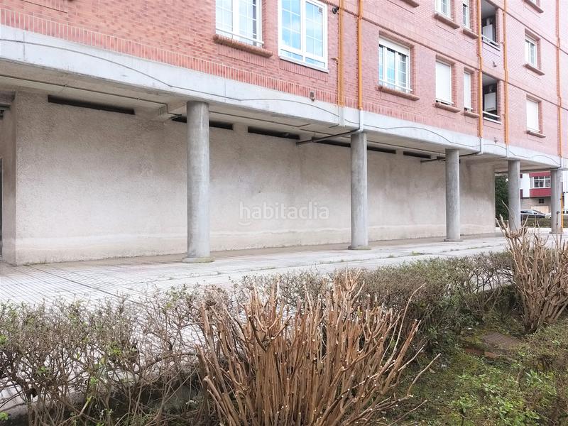 Foto a8d430f4-5e64-4257-af27-80443426995c. Alquiler local comercial en Piedras Blancas Castrillón