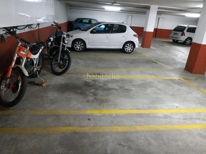 Foto fa35030d-eff9-4056-b044-1832b8fb9ff6. Autoparkplatz in Salinas Castrillón