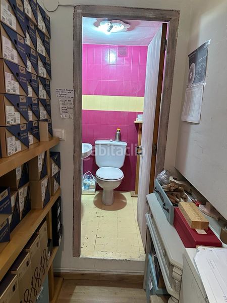 Foto f0b2f178-1e87-4378-9de5-b0697fc77d8d. Local comercial a Centro Avilés