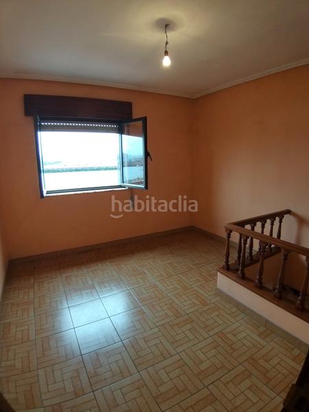 Foto a4ca97f7-c097-434a-b8bc-a6d04fcfd9cd. Casa adossada a Verdicio-Bañugues-Cabo Peña Gozón