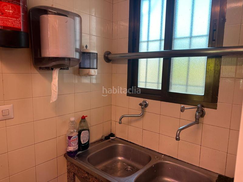 Foto 1cb8ea0b-207b-4de2-b04d-e26f0b7cf699. Lloguer local comercial a Salinas Castrillón