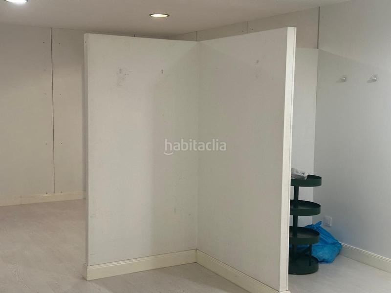 Foto a5035d33-e995-4f67-a987-9eb42a43dbf8. Rent business premise in calle marqués de teverga 5 in Oviedo