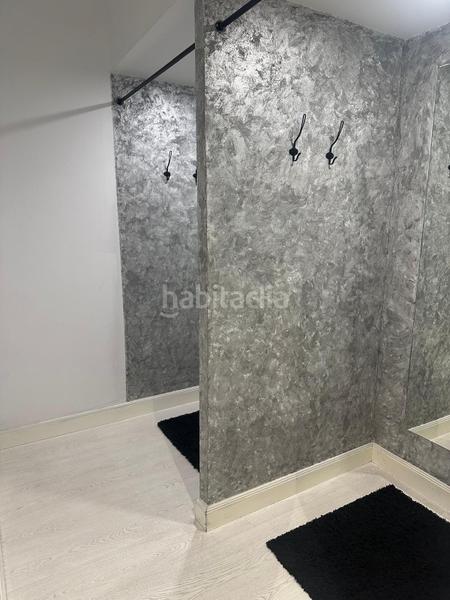 Foto cb8a20bc-53a9-4e2b-a2d0-8ff82fae1d23. Rent business premise in calle marqués de teverga 5 in Oviedo