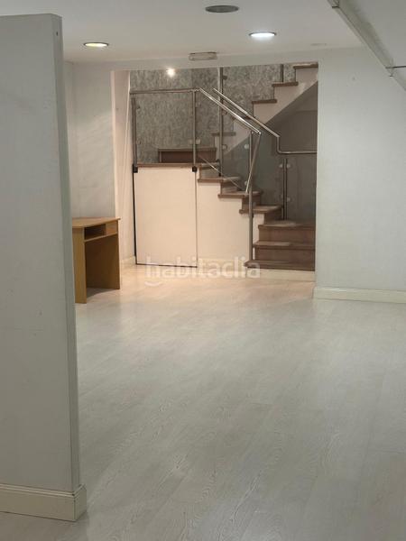 Foto cfcf05f9-fc39-4ca6-ab77-208035148fc1. Rent business premise in calle marqués de teverga 5 in Oviedo