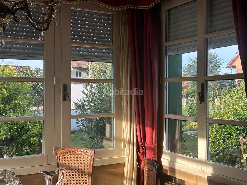 Foto 2dbf5f61-7dfe-4da9-98f1-365d3db789f5. Casa amb xemeneia calefacció aparcament piscina a Castrillón