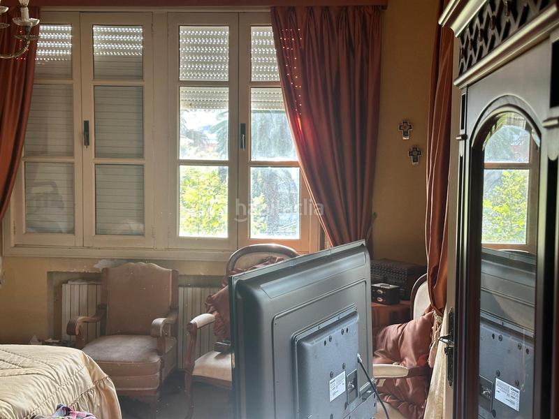 Foto 53767906-c04c-4495-adf7-551d555ad22a. Casa amb xemeneia calefacció aparcament piscina a Castrillón