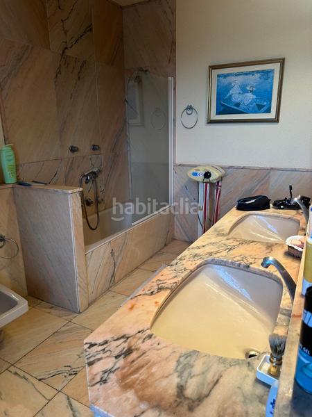 Foto 6e47a30a-24f5-4bf4-9d6c-9f67dde4e2ca. Casa amb xemeneia calefacció aparcament piscina a Castrillón