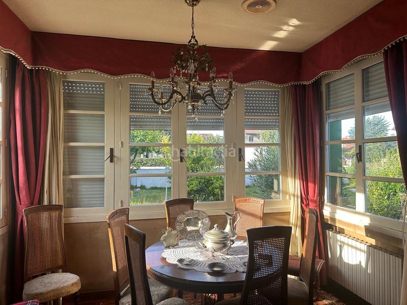 Foto aaf97f34-8bf0-45f0-a836-ba92a0a2695a. Casa amb xemeneia calefacció aparcament piscina a Castrillón