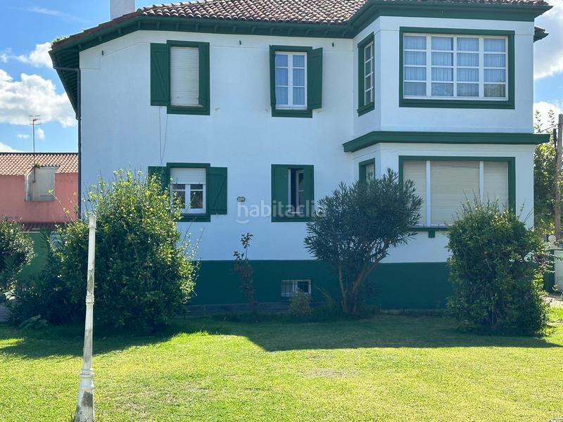 Foto d37b088c-9b85-494a-bbae-5788f177943c. Casa amb xemeneia calefacció aparcament piscina a Castrillón