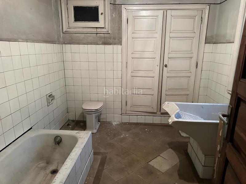 Foto c34a8e8d-4e4f-4225-9e69-d2dc7982fb75. Edifici a Centro Avilés