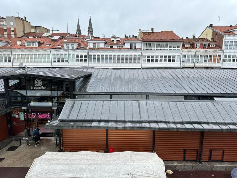 Foto e8d606d3-d257-48cc-a19d-d15c2346497e. Edifici a Centro Avilés