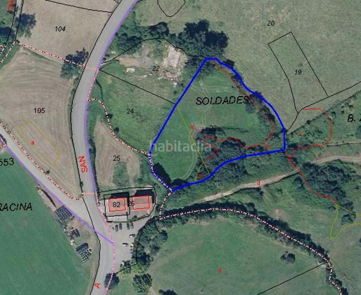 Foto bdefdb93-19ea-4900-a9a2-7c2b2747080d. Terreno residencial finca al lado de gijon, con autobus delante en Gijón