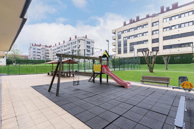 Foto 5b8cb409-7569-40ae-bbff-3992150a2cbe. Alquiler piso  en montevil con piscina en Roces Gijón