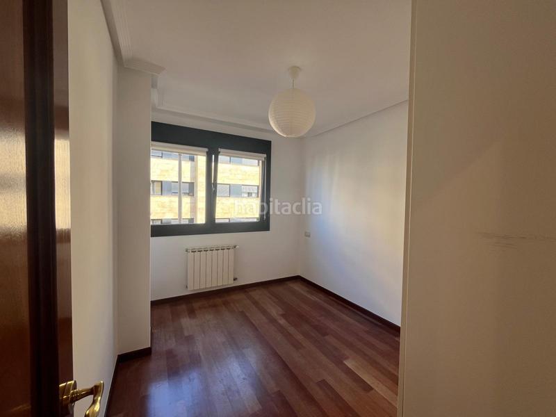 Foto b650c6e6-c2c5-4047-97fa-9718ef41f594. Rent flat with heating parking pool in Roces Gijón