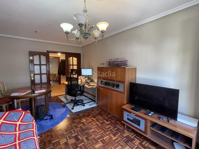 Foto b45749e0-9537-49dd-9b07-4a8dc23dd121. Pis amb calefacció aparcament a Laviada Gijón