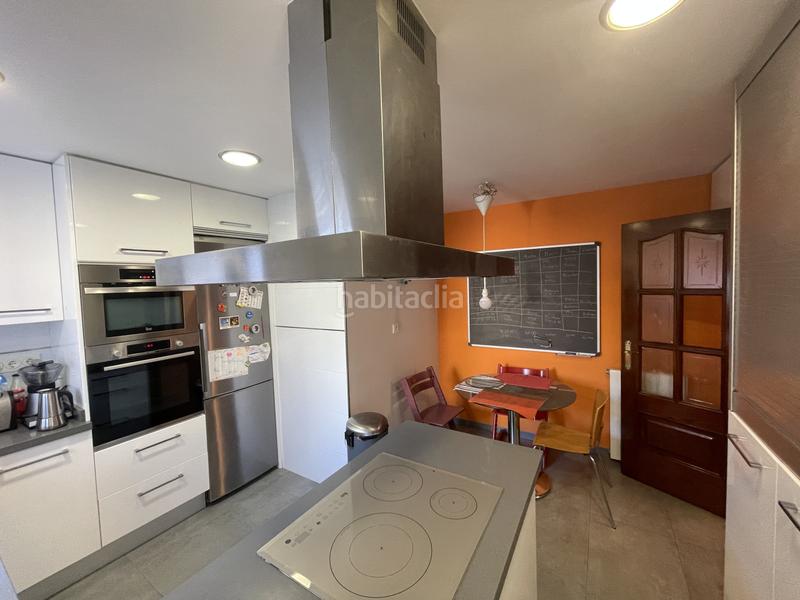 Foto cee554b3-dc66-4207-94b6-e77cd3148b01. Pis amb calefacció aparcament a Laviada Gijón