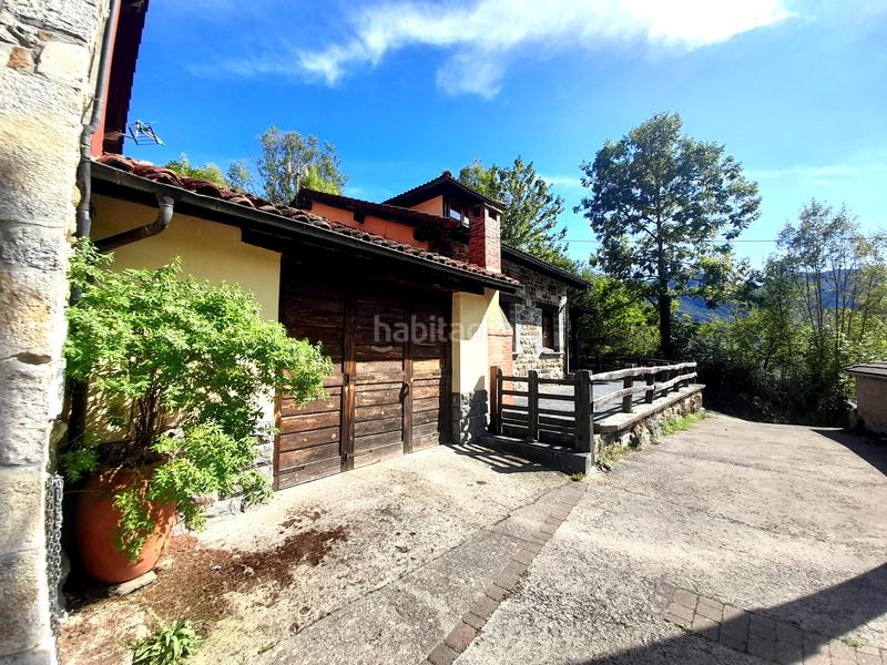 Foto 3998d27b-9af7-4d34-8c61-f28525a3e2dc. Casa bifamiliare con riscaldamento parcheggio in Caso