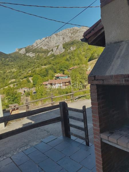 Foto af4da935-0396-4283-bc6b-179590c33d66. Casa bifamiliare con riscaldamento parcheggio in Caso