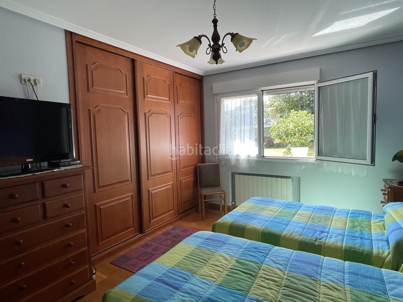 Foto 2016e425-91b8-40a5-a256-3296f94bef5c. Casa con riscaldamento parcheggio in Parroquias Sur - La Manjoya Oviedo