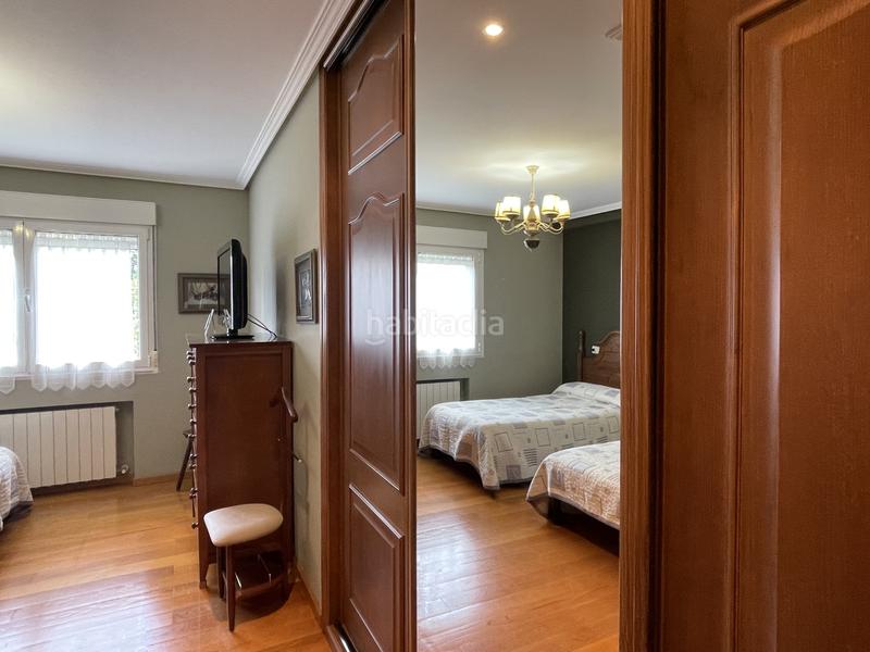 Foto 901e82d2-e53d-4232-b66d-3a28b6fc010e. Casa con riscaldamento parcheggio in Parroquias Sur - La Manjoya Oviedo