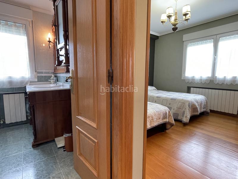 Foto 3f0abac9-b862-466f-81ff-0edfeabcde43. Casa con riscaldamento parcheggio in Parroquias Sur - La Manjoya Oviedo