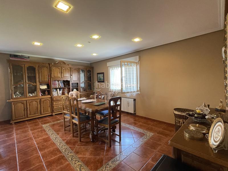 Foto 6700ee51-a85e-4f97-bd1d-08112a6cbd88. Casa con riscaldamento parcheggio in Parroquias Sur - La Manjoya Oviedo