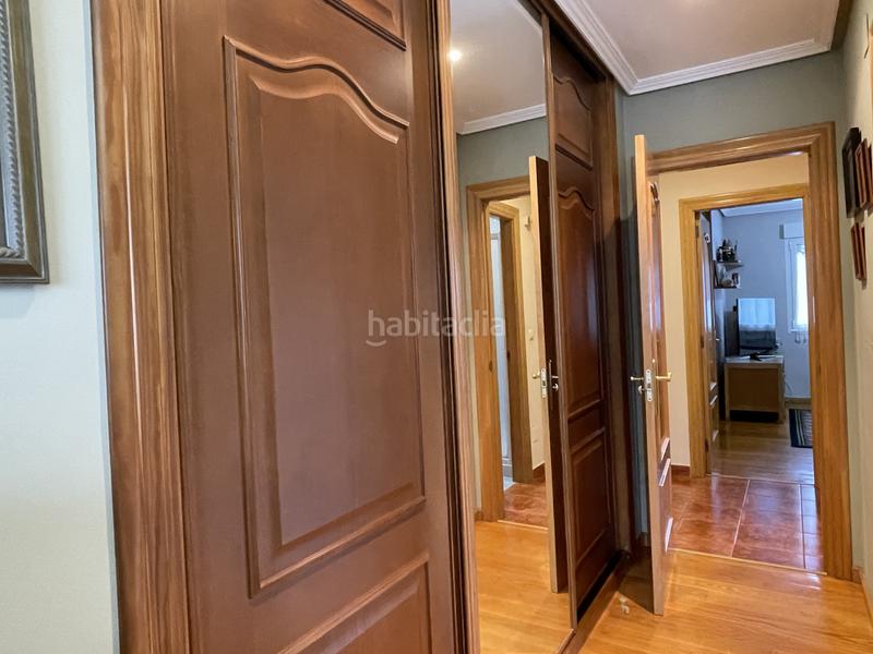 Foto 724656f7-bfa6-42ae-89e4-a1a7b27b66da. Casa con riscaldamento parcheggio in Parroquias Sur - La Manjoya Oviedo