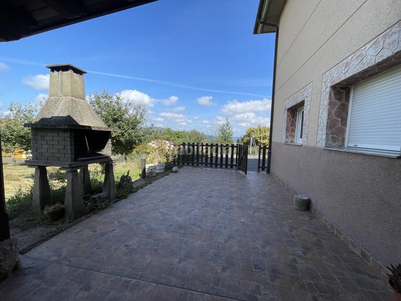 Foto 7d2b4725-4903-4fed-b80c-10e71f6a2a36. Casa con riscaldamento parcheggio in Parroquias Sur - La Manjoya Oviedo