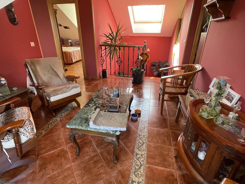 Foto ac7b91e9-2f22-49bc-a4cf-e7eae647a713. Casa con riscaldamento parcheggio in Parroquias Sur - La Manjoya Oviedo