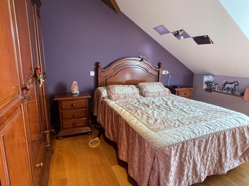 Foto cc05354d-bfcd-41e3-b2ed-082989874cd9. Casa con riscaldamento parcheggio in Parroquias Sur - La Manjoya Oviedo