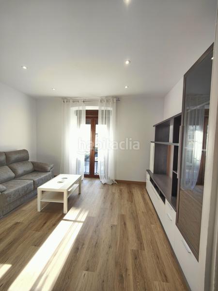 Foto 282d15f1-d78c-4fec-9fb3-3a036b5fcf10. Miete etagenwohnung in La Arena Gijón